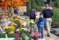 Anche se il 2 novembre è di domenica si si commemorano tutti i defunti